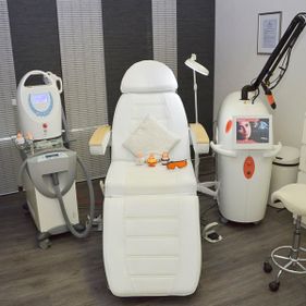 Blick ins Studio von Tattooretour - Tattooentfernung, Cover up und Permanent Make-up-Entfernung vom Profi in Oberhausen